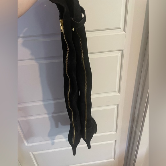 Kelsi Dagger black over the knee boots with gold zipper - Picture 3 of 9